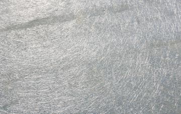 Low Whita laminate fibreglass or shingles?